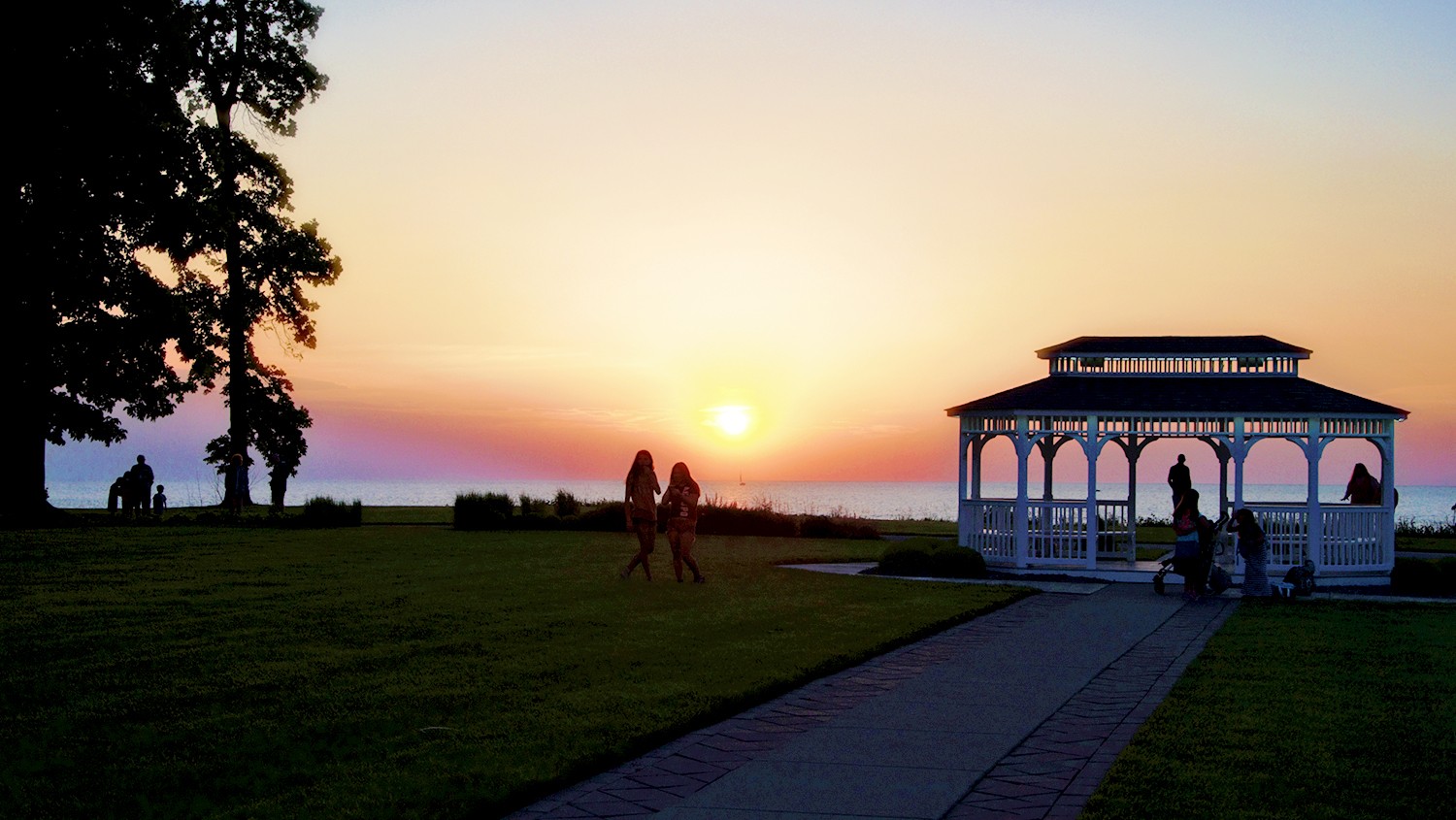 Discover Ohio s Best Fall Foliage Getaways: State Parks, Cabins & Luxury Lodges