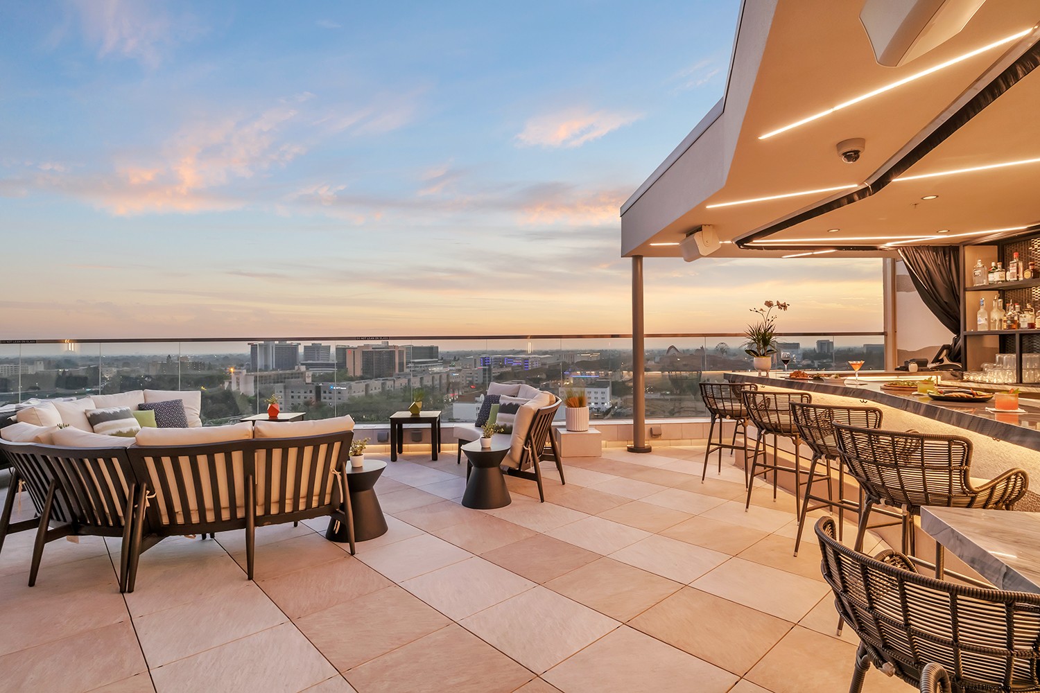 Anaheim Welcomes You Back: Discover Theme Parks, Hidden Gems, and Endless Adventures in SoCal