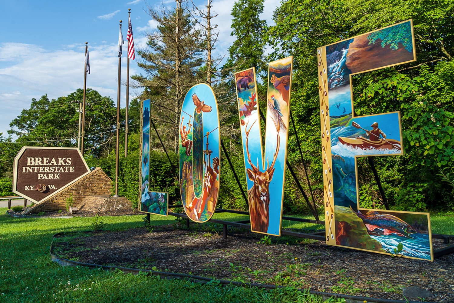 Unplug and Reconnect: Virginia s Stunning Natural Escapes and Iconic LOVEworks!