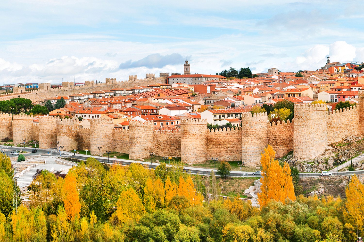 Experience Spain Through All Five Senses: An Expert Guide to Its Regions