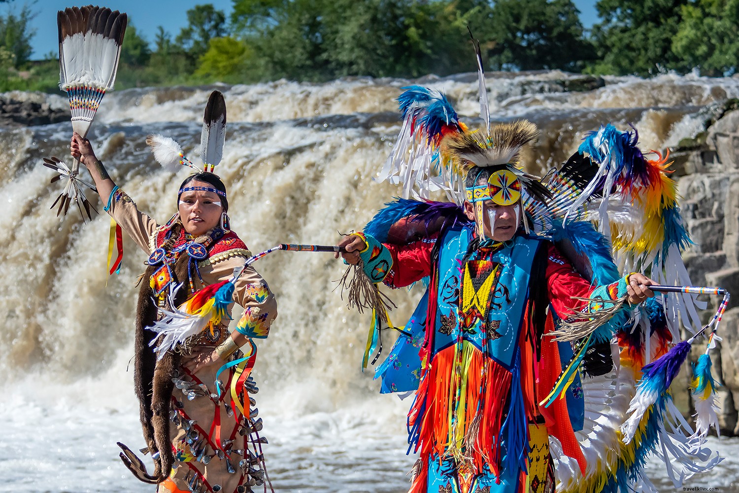 Ultimate South Dakota Road Trip: Iconic Must-Sees and Hidden Gems