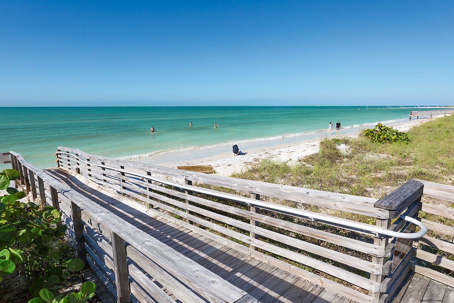St. Pete/Clearwater Beaches: Florida s Perfect Getaway for Every Mood