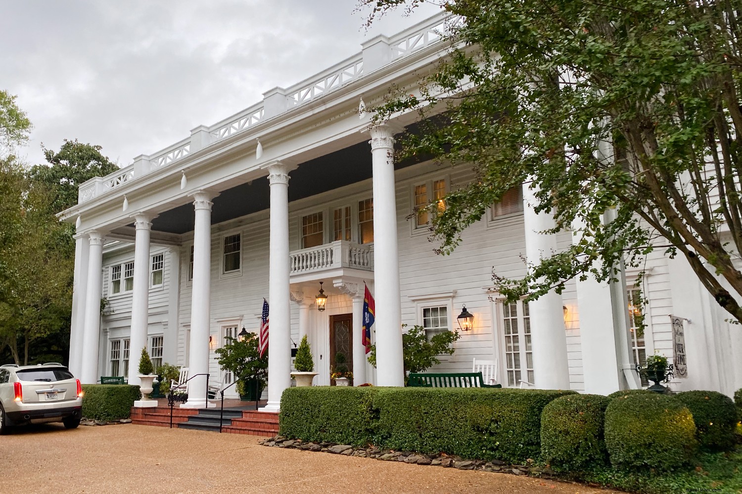 Mississippi Culinary Road Trip: Savoring Southern Flavors and Stories with @eatingNOLA