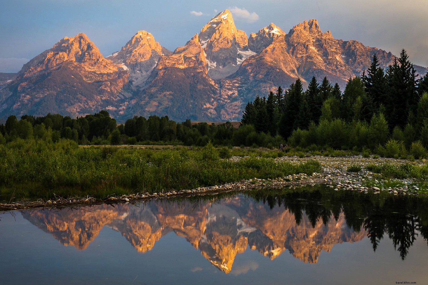 Explore 12 Iconic U.S. National Parks Virtually: Stunning Digital Tours