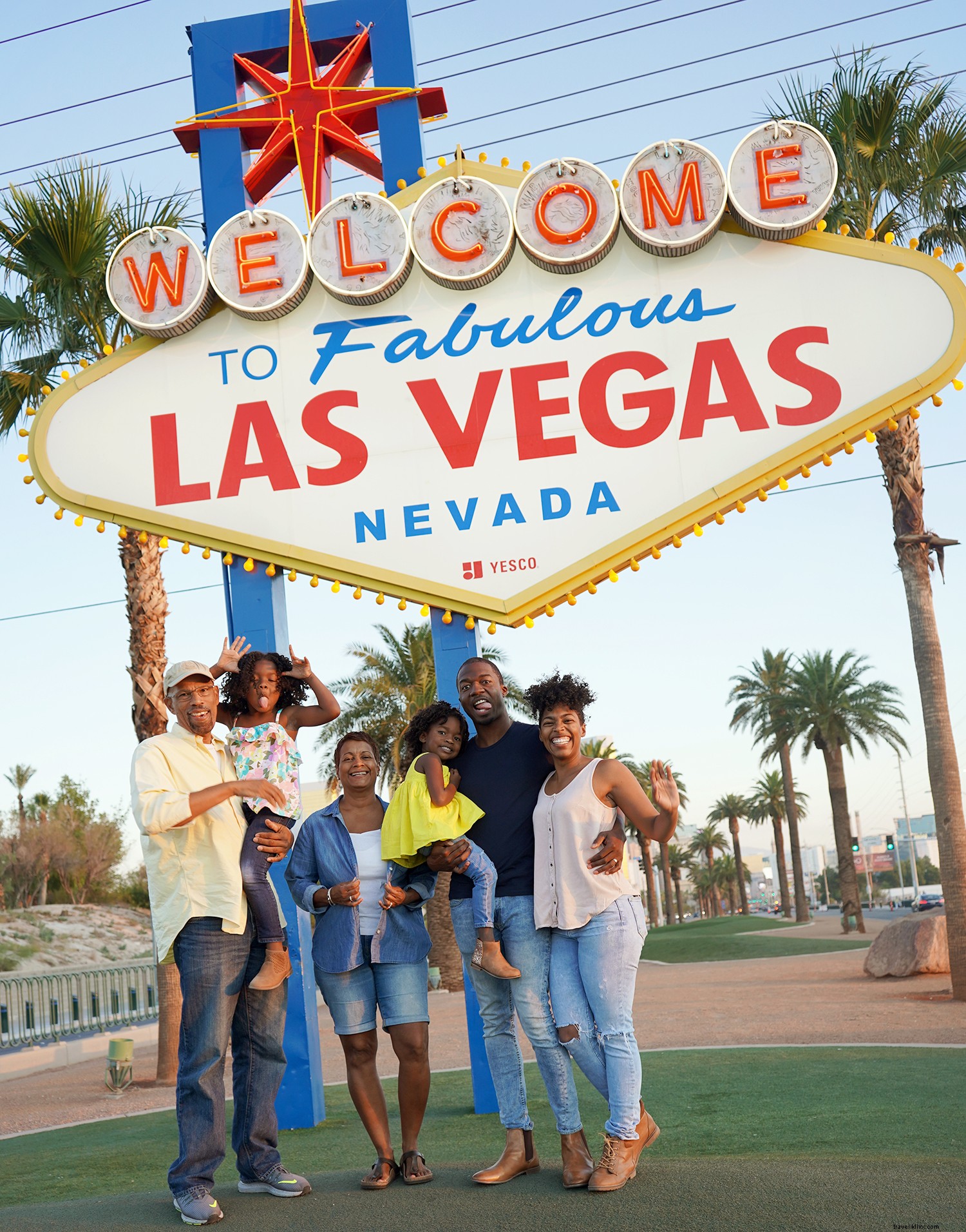 Ultimate Family Road Trip in Nevada: Vegas to Valley of Fire Adventures