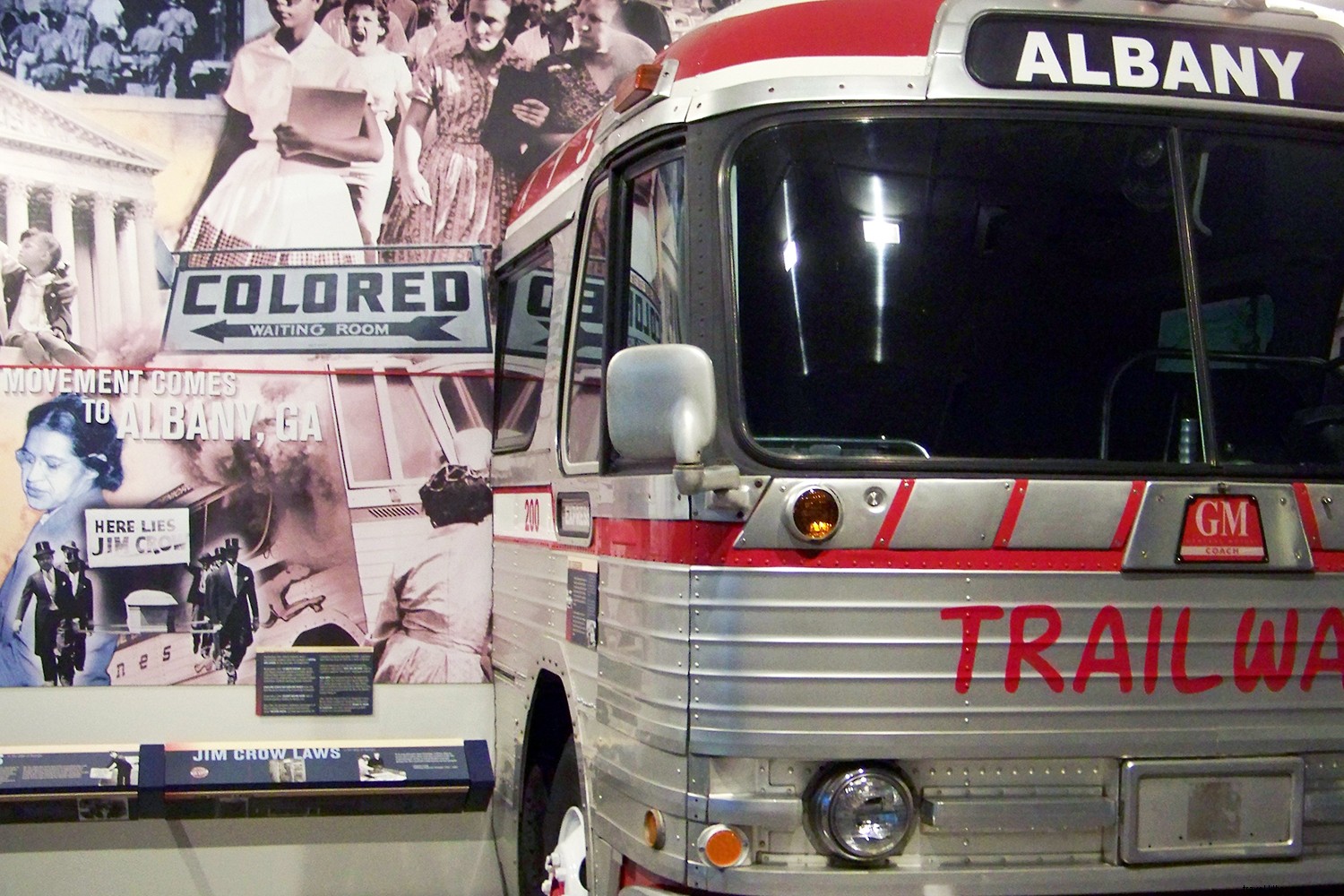 Why Georgia is Truly on Everyone s Mind: Outdoor Wonders, Culinary Gems, History, and Hollywood Hotspots