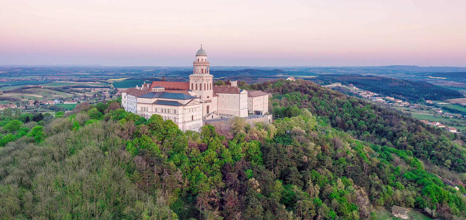 Explore Hungary s Waterways: Danube in Budapest, Lake Balaton, Tokaj Wines & Beyond