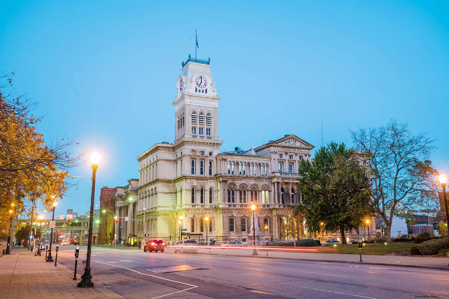 America s Top 10 Military Towns: Premier Destinations Honoring Military Heritage