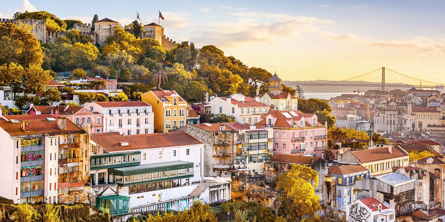 Top Last-Minute Fall Getaways: Premier Autumn Escapes for Every Traveler