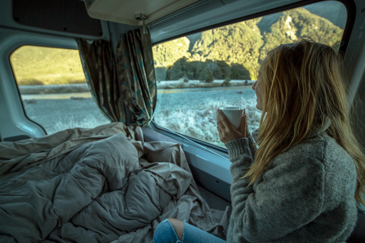 Top 6 Fall Destinations for Solo Travelers: Expert Recommendations