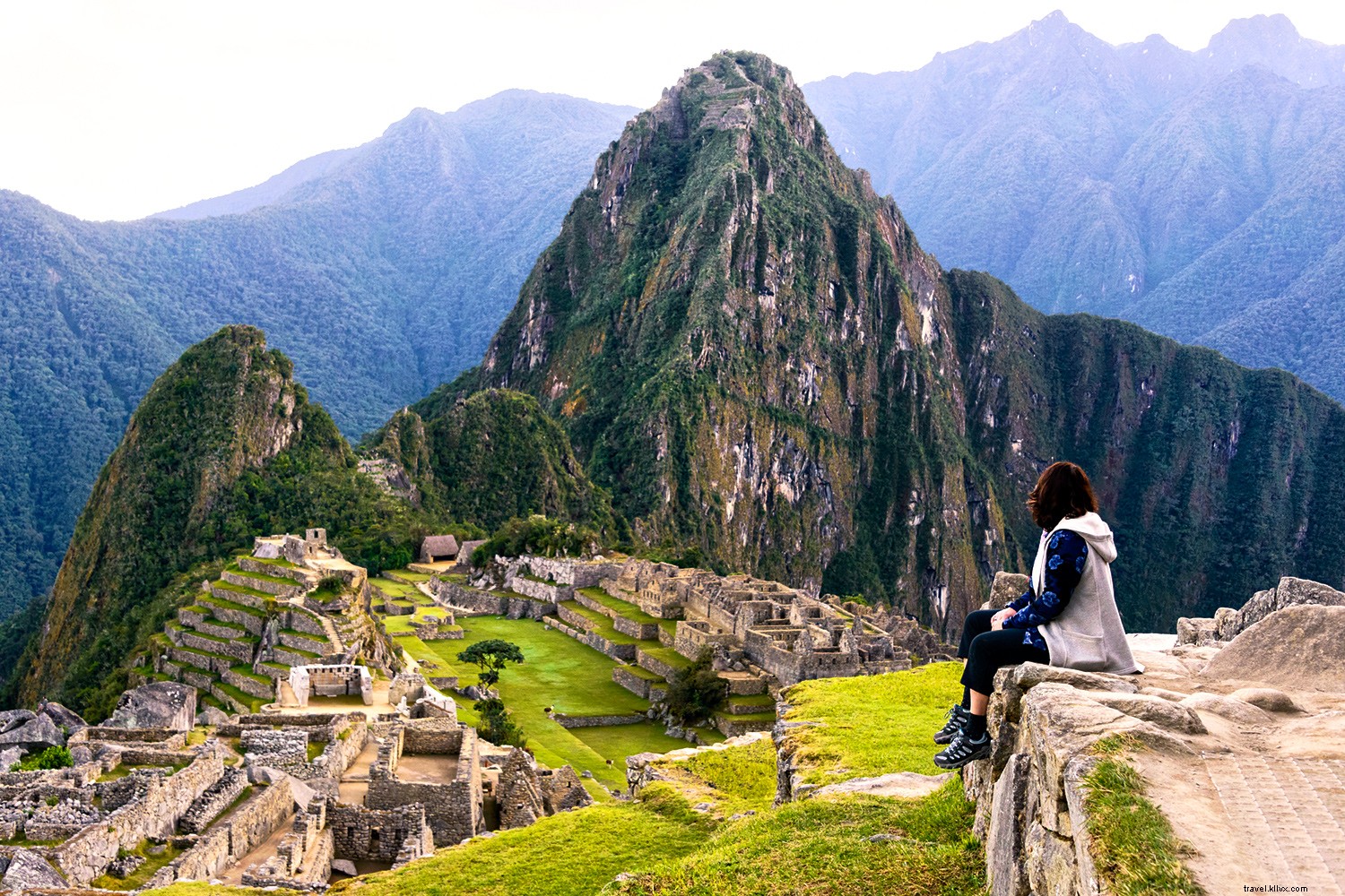 Top 6 Fall Destinations for Solo Travelers: Expert Recommendations