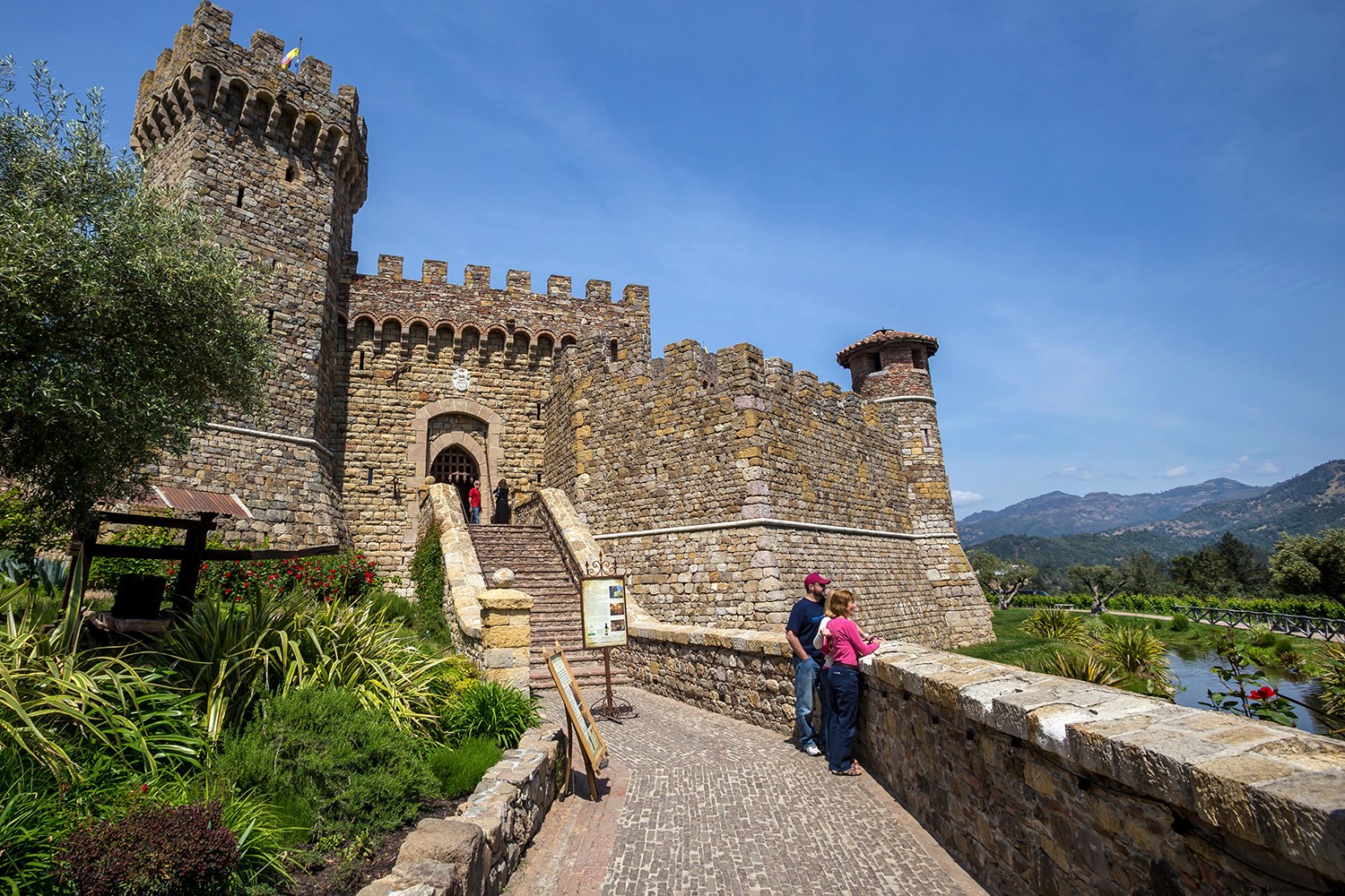 Top U.S. Wine Regions for an Unforgettable Fall Visit: Expert Recommendations