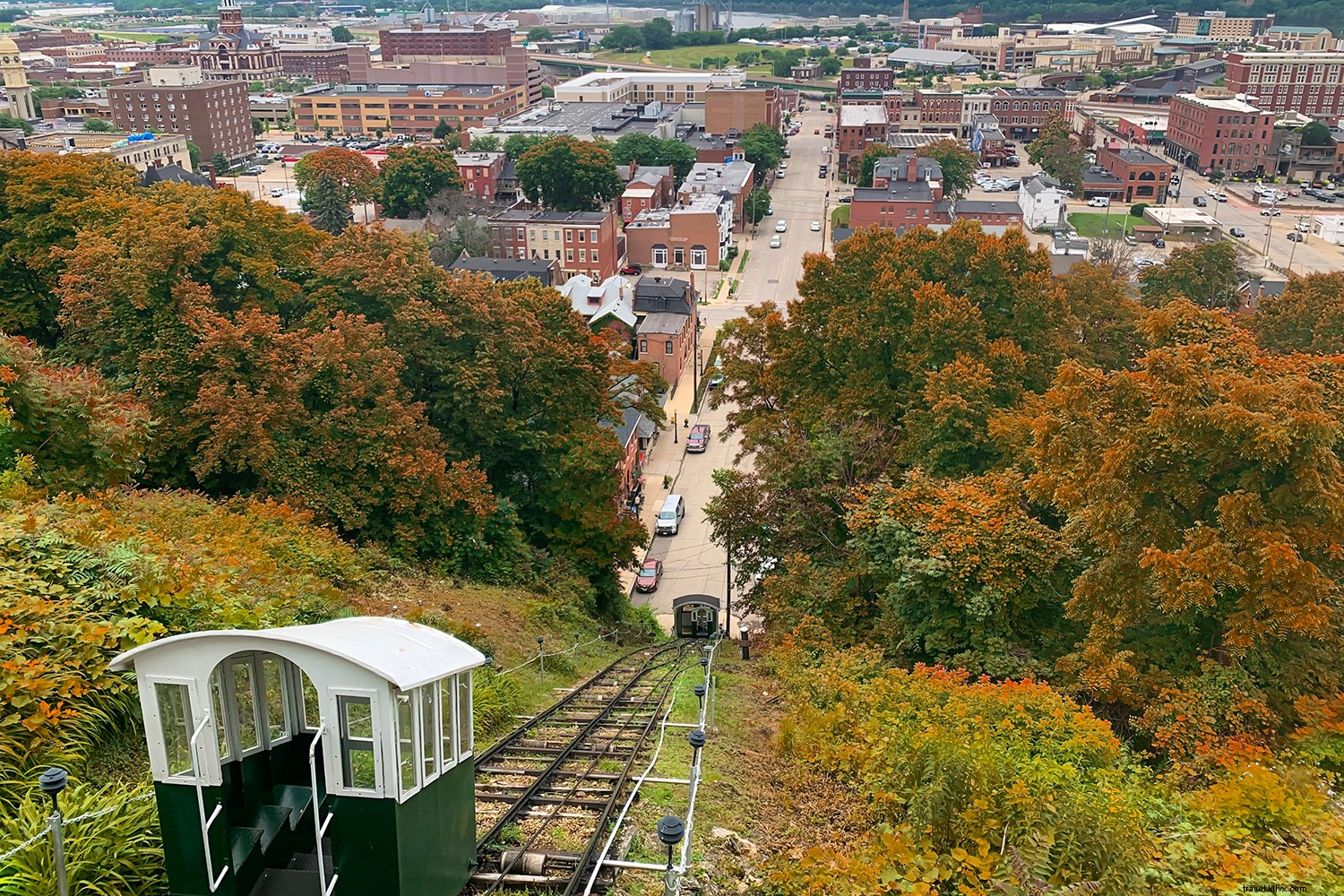Top Midwest Destinations for Spectacular Fall Foliage