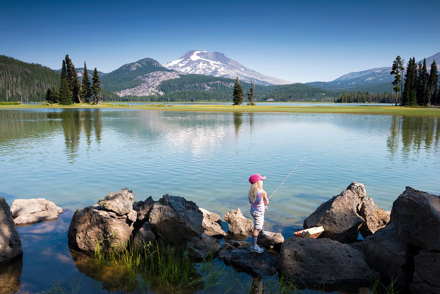 Top Lake Vacations in the Pacific Northwest: Stunning Destinations for Every Traveler