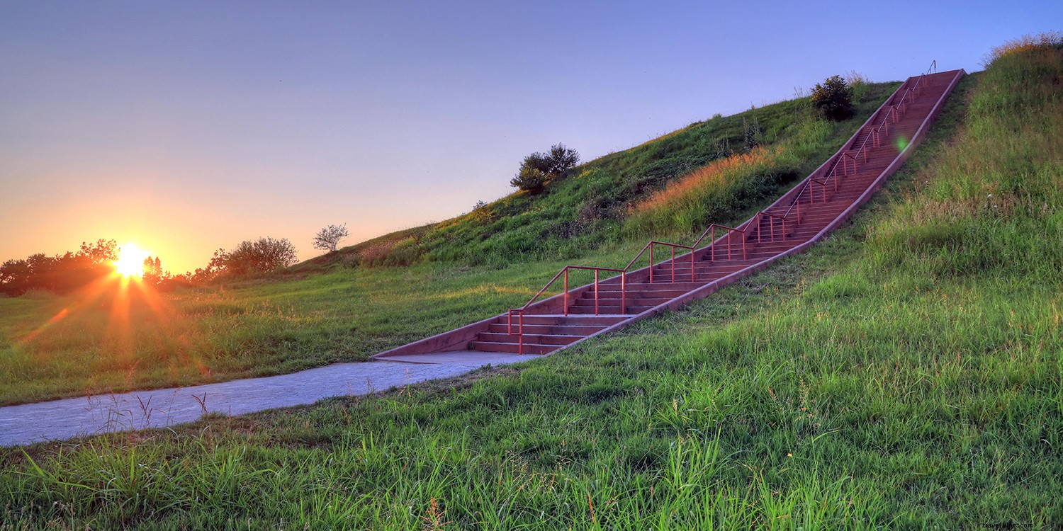 Top 5 Epic Road Trips in the Midwest: Scenic Drives Through the Heartland