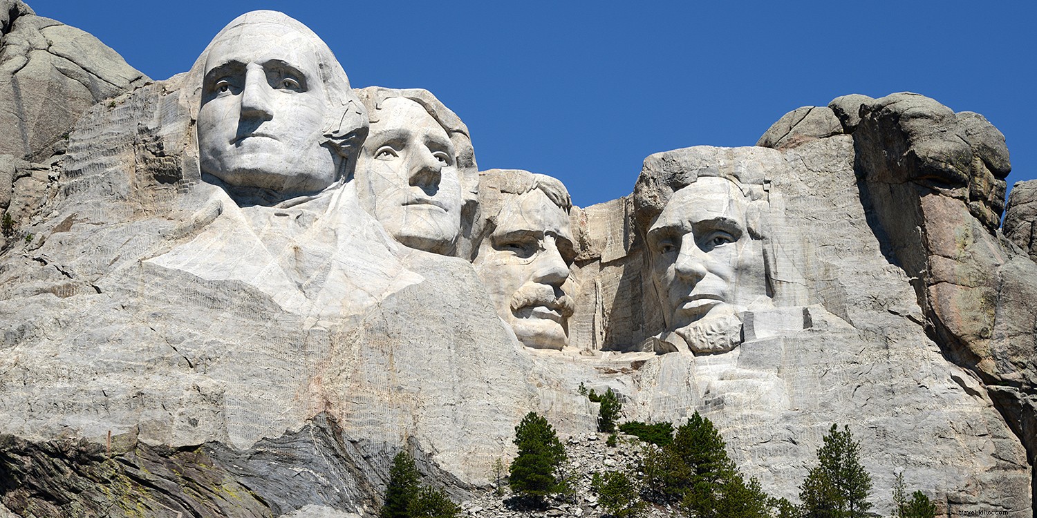 Top 5 Epic Road Trips in the Midwest: Scenic Drives Through the Heartland