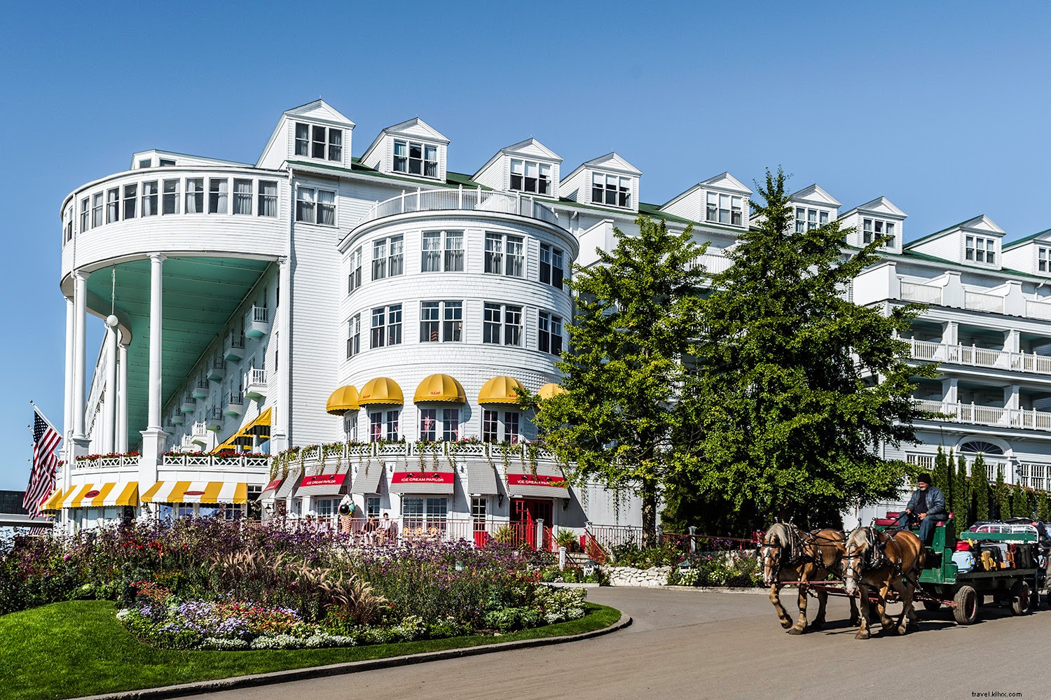 Ultimate Guide to the Best Great Lakes Vacations in the Midwest