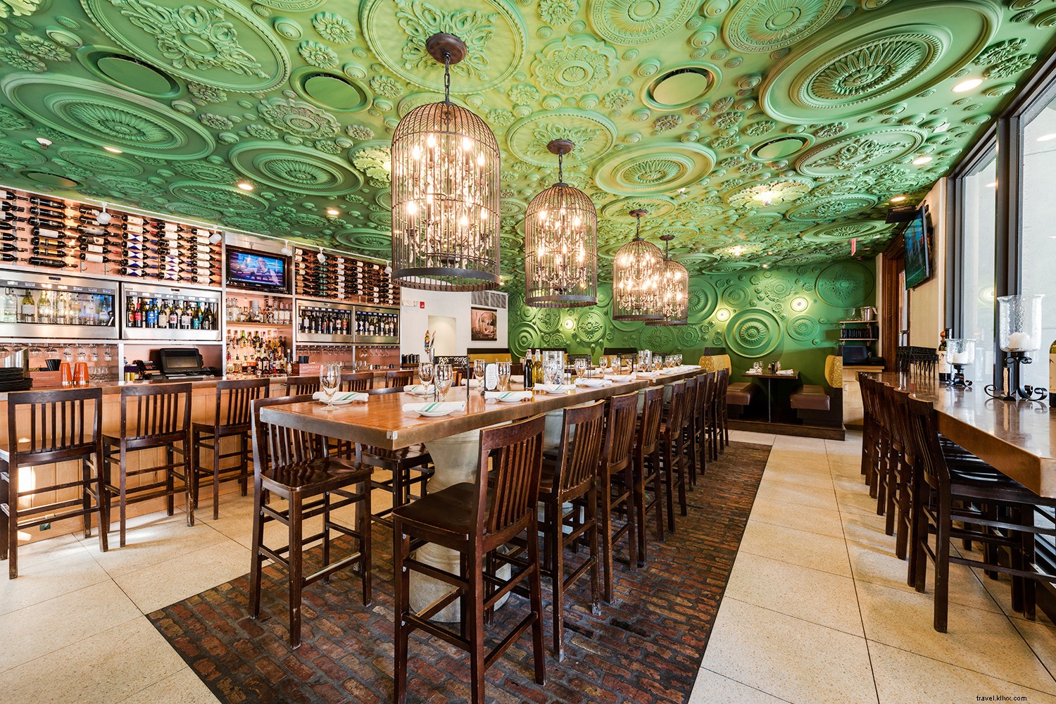 Savor True Paradise: The Ultimate Guide to Florida s Paradise Coast Dining