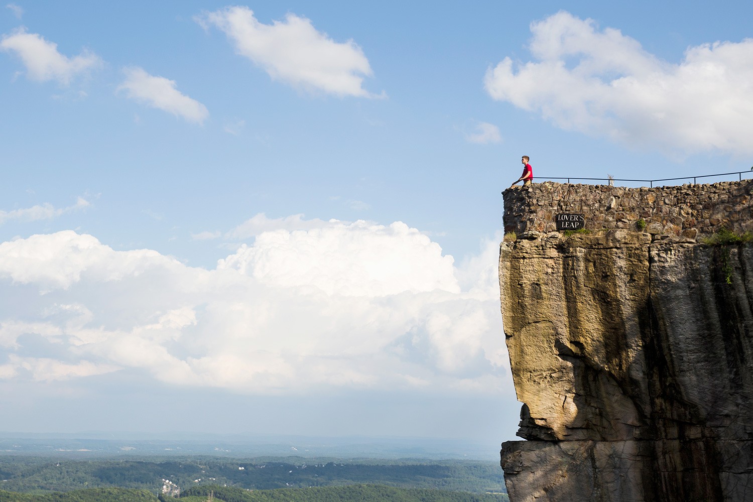 Why Fall is the Perfect Time for an Epic Tennessee Road Trip