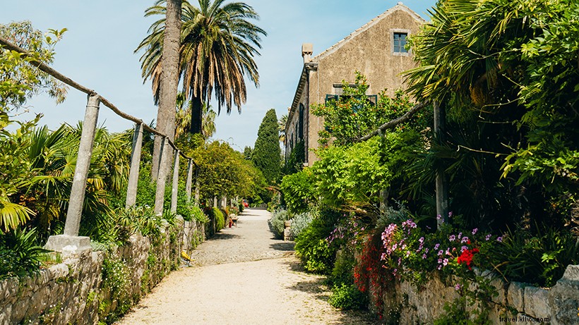 25 Iconic Game of Thrones Filming Locations You Can Visit Today