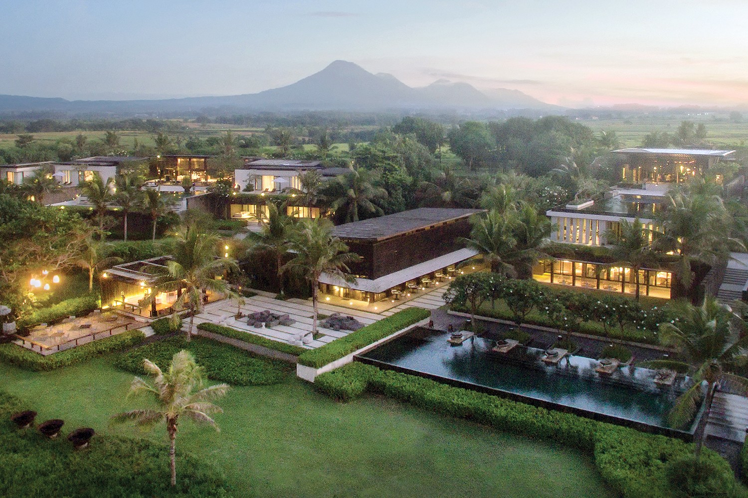 16 Luxurious Hotel Suites Favored by Celebrities Worldwide