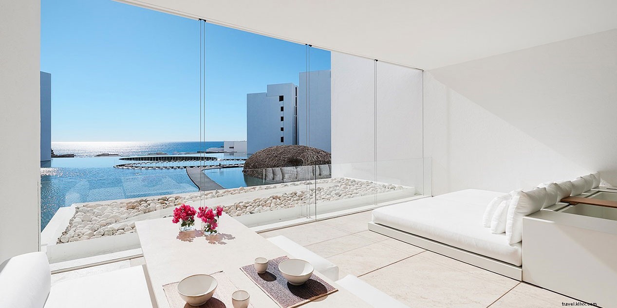 5 Luxury Los Cabos Resorts with Exclusive Deals for Premium Stays on a Budget