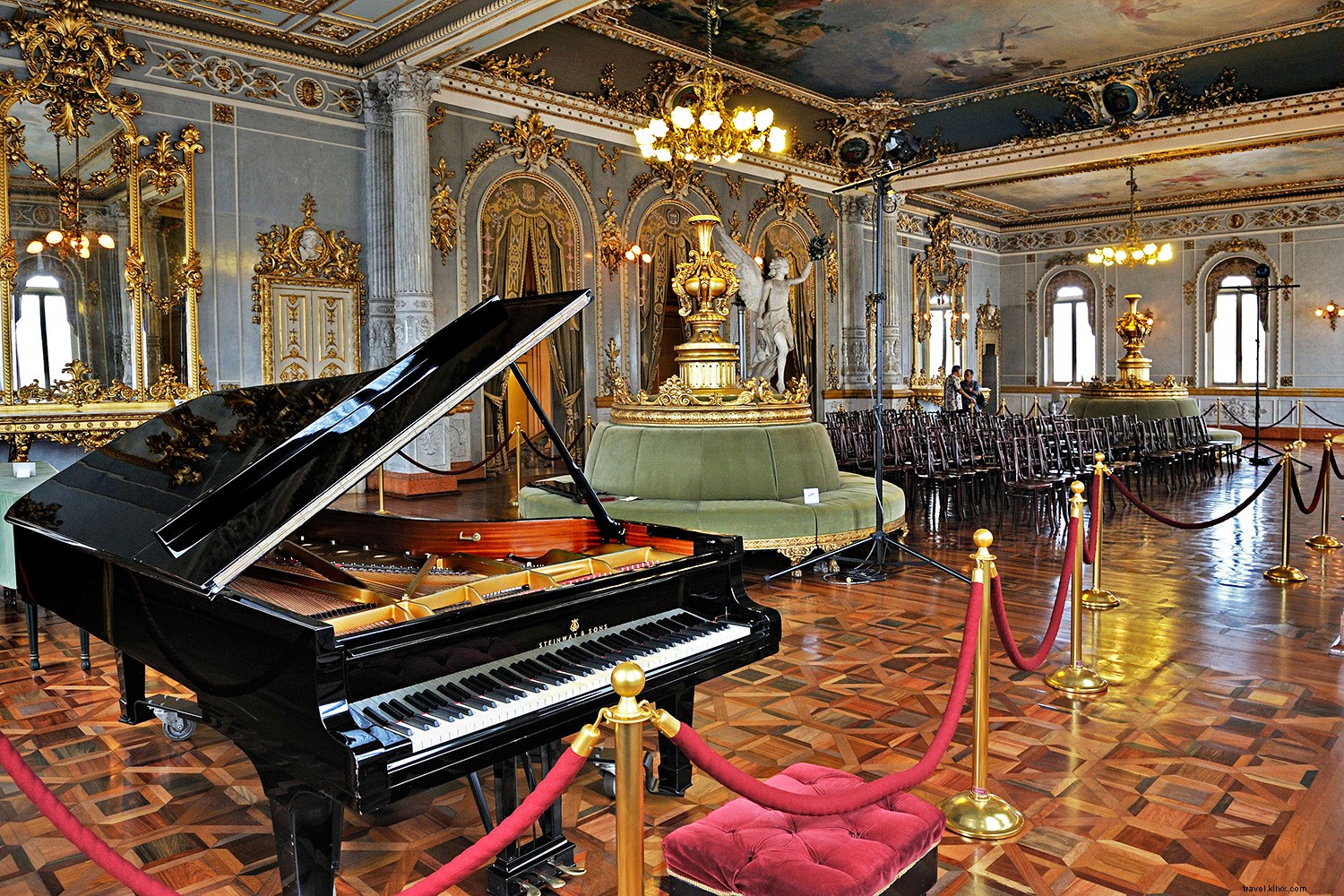 Beyond the Jungle: Costa Rica s Must-See Cultural Highlights