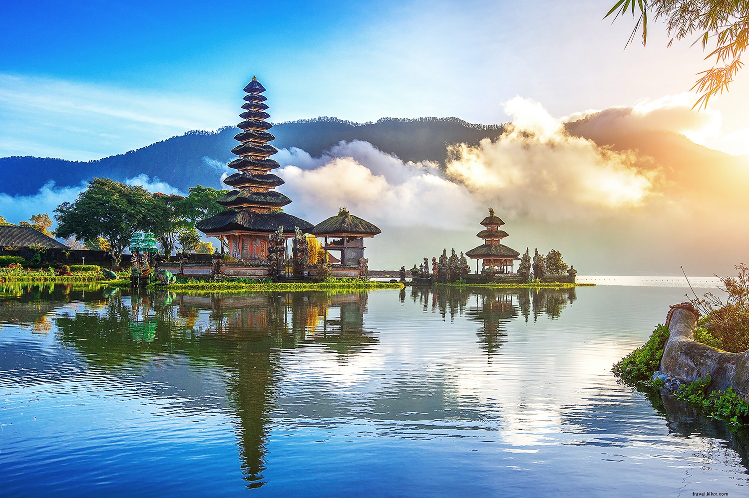 Explore Southeast Asia Like Early Discoverers: 10 Iconic Stops on a Star Clippers Tall Ship Cruise