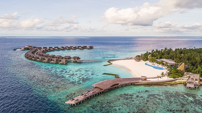 St. Regis Maldives Vommuli Resort: The Grande Dame of Overwater Bungalows
