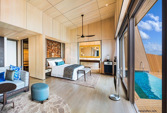St. Regis Maldives Vommuli Resort: The Grande Dame of Overwater Bungalows
