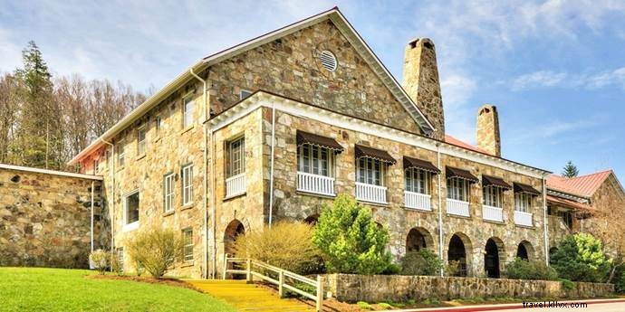 6 Iconic Luxury Hotels Featured in Hollywood Blockbusters