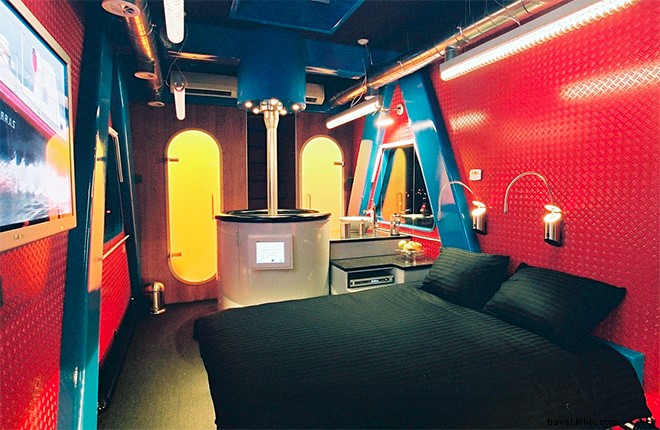 9 of the World s Most Extraordinary and Unique Hotel Rooms