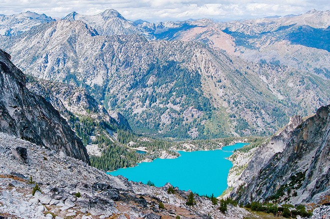 9 Iconic U.S. Hiking Trails: Breathtaking Adventures Without Leaving the Country