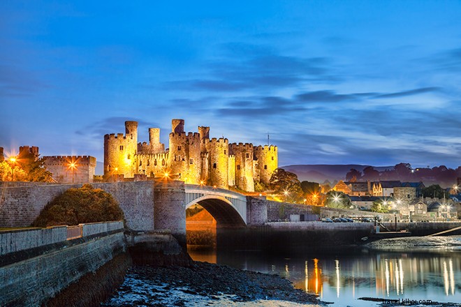 Discover 8 Enchanting Fairy-Tale Castles Around the World