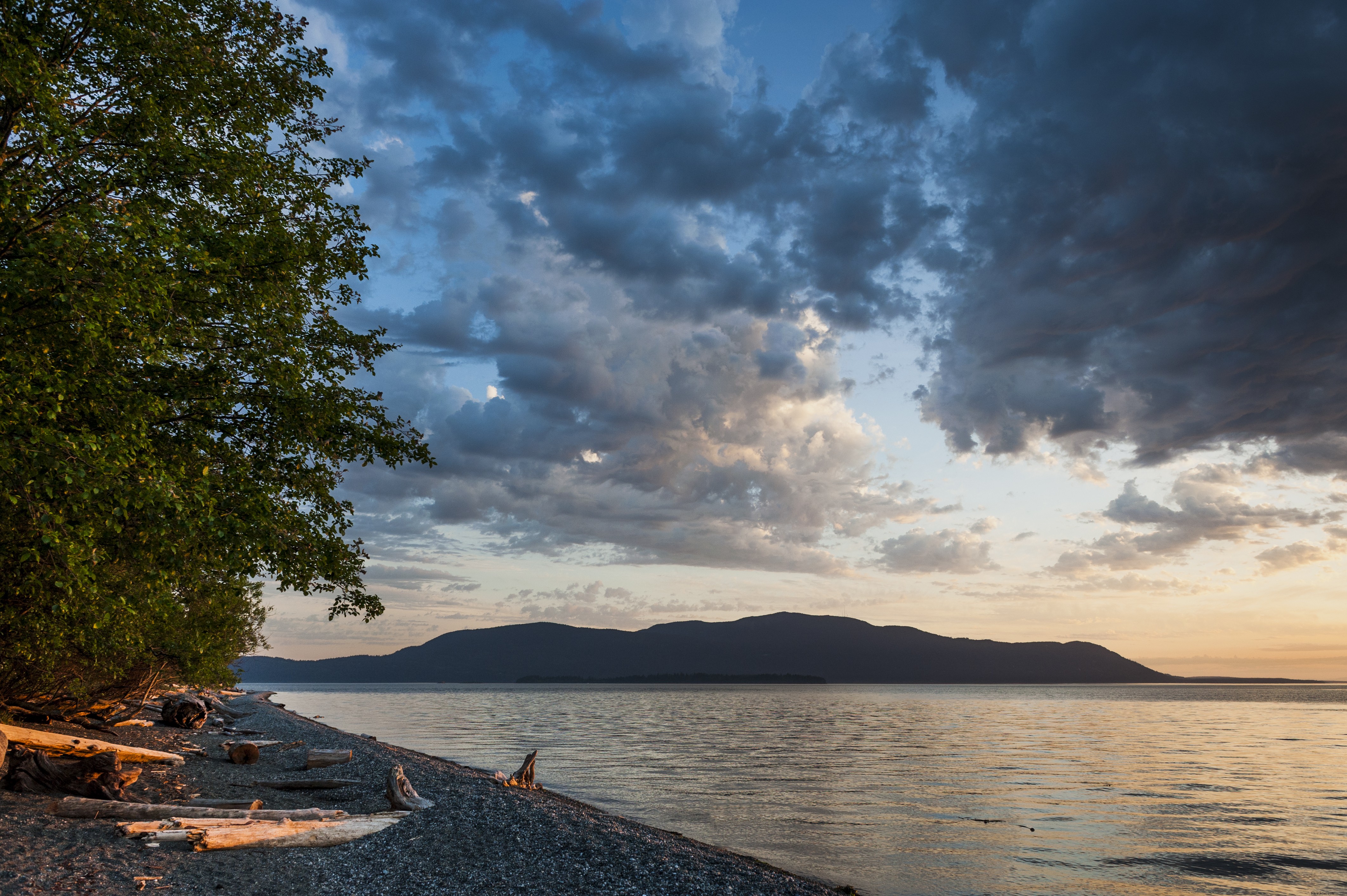 12 Stunning U.S. Islands to Visit Without a Passport