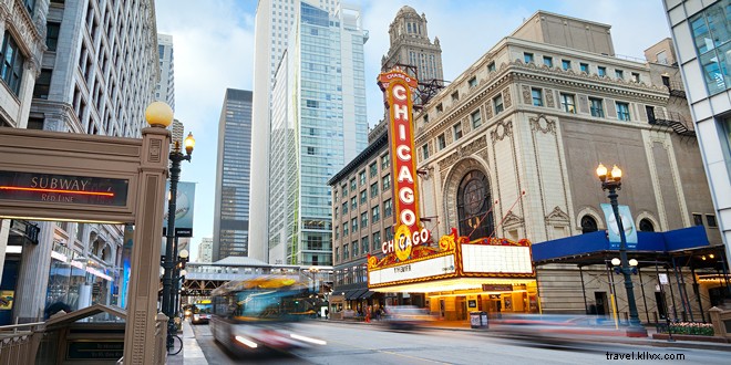 5 Compelling Reasons to Visit Chicago in Winter: Expert Local Insights