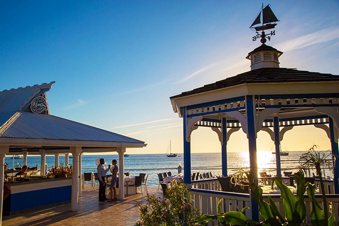 Epic Eats in the Caribbean s Culinary Capital: Cayman Islands