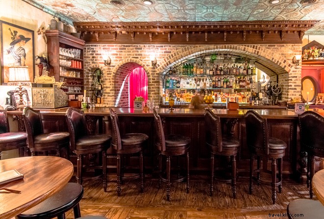 6 Compelling Reasons to Celebrate the Holidays in Savannah