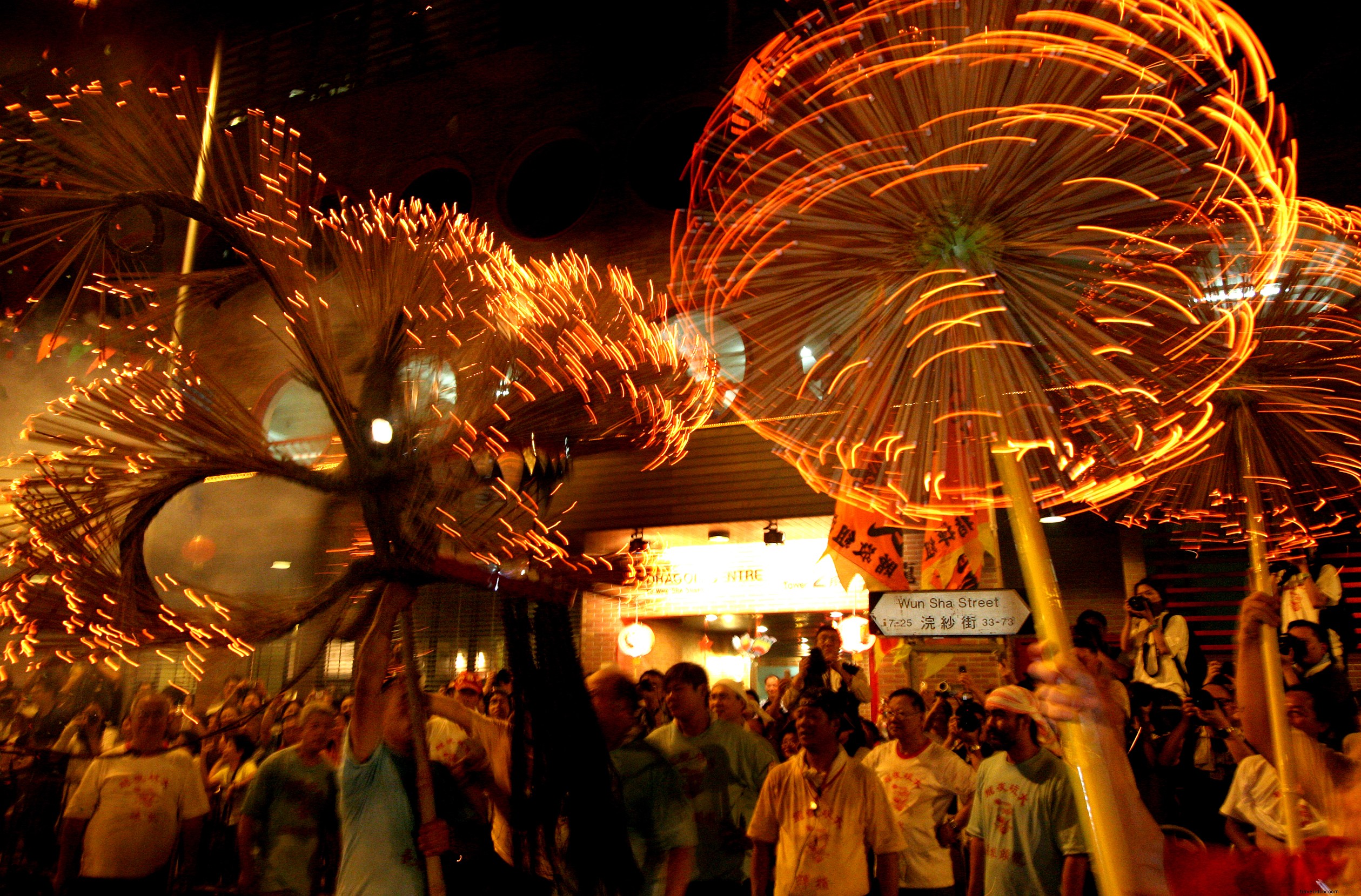 10 Iconic Food Festivals Around the World to Ignite Your Wanderlust