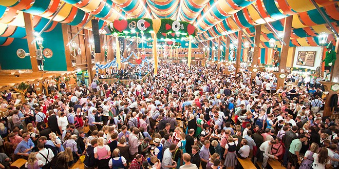 10 Iconic Food Festivals Around the World to Ignite Your Wanderlust