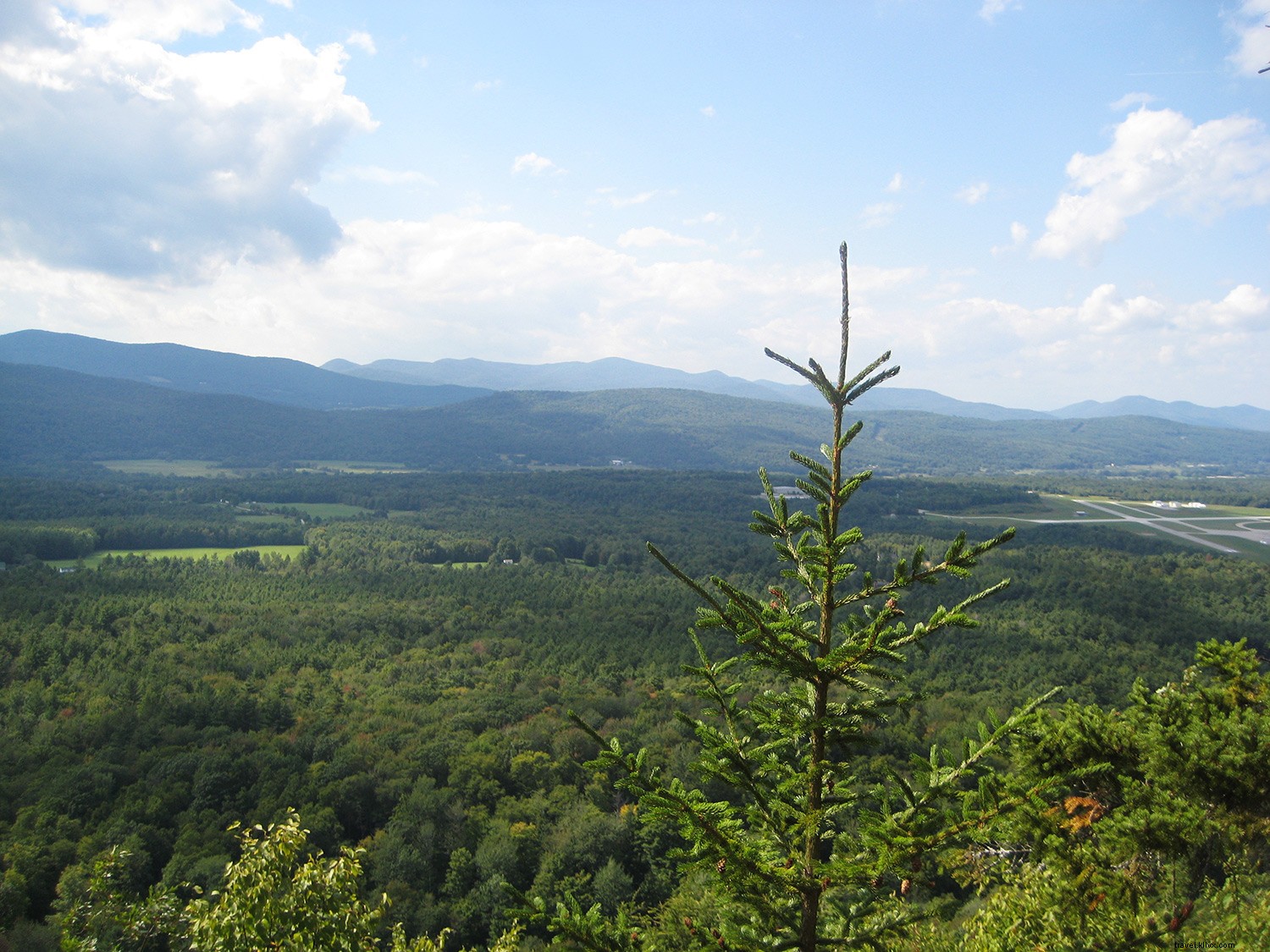10 Iconic U.S. Train Rides Every Traveler Must Experience