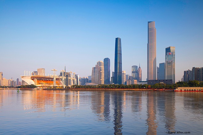 Stunning Bird s-Eye Views from the World s Top 10 Tallest Buildings