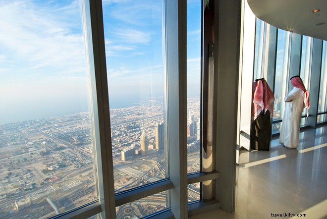 Stunning Bird s-Eye Views from the World s Top 10 Tallest Buildings
