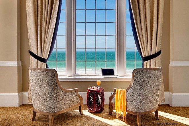 The Iconic Don CeSar: St. Pete Beach s Legendary Pink Palace on Florida s Gulf Coast