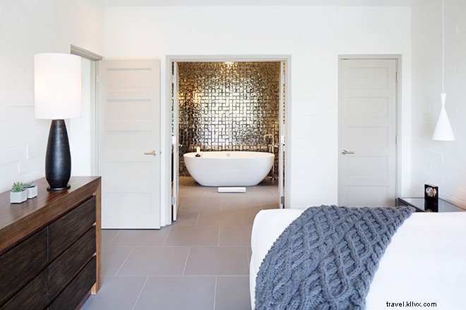 Sanctuary Camelback Resort & Spa: Arizona s Premier 5-Star Luxury Sanctuary