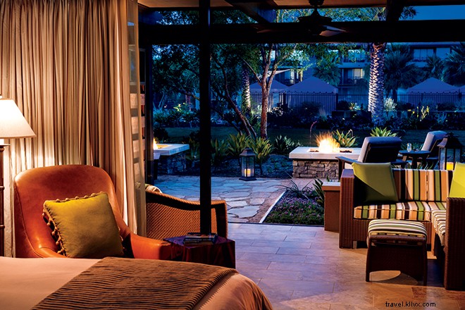 10 Breathtaking Photos of The Ritz-Carlton, Rancho Mirage: A True Desert Oasis