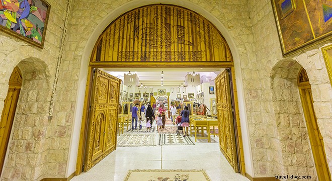 Transform Your Qatar Airways Layover: Top Ways to Turn a Doha Stopover into a Bonus Vacation