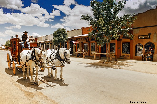 Beyond the Cactus League: 14 Must-Do Experiences in Arizona for Baseball Fans