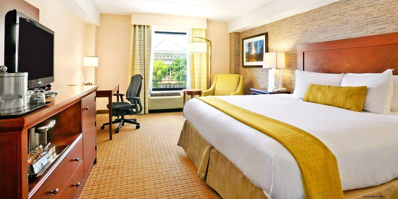 20 Expert-Picked Hotel Deals Worldwide Under $100 Per Night