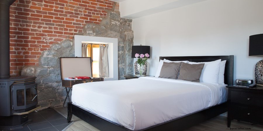 20 Expert-Picked Hotel Deals Worldwide Under $100 Per Night